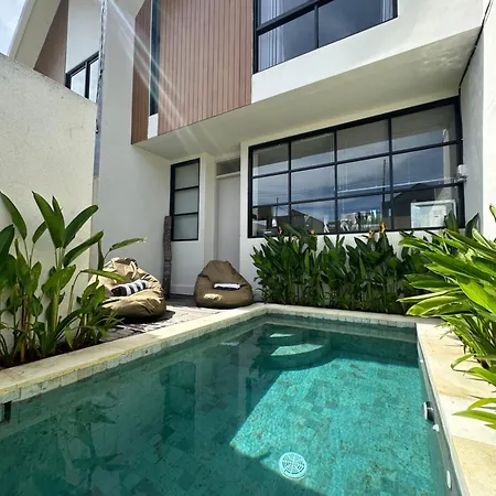 Villa Essenza - Luxury 2Br With Private Pool In Berawa Canggu